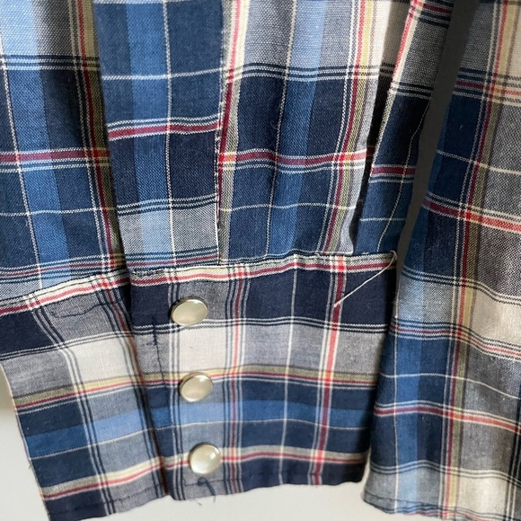 western Youngbloods Navy Plaid Button-Down Shirt men’s size large - Picture 3 of 5